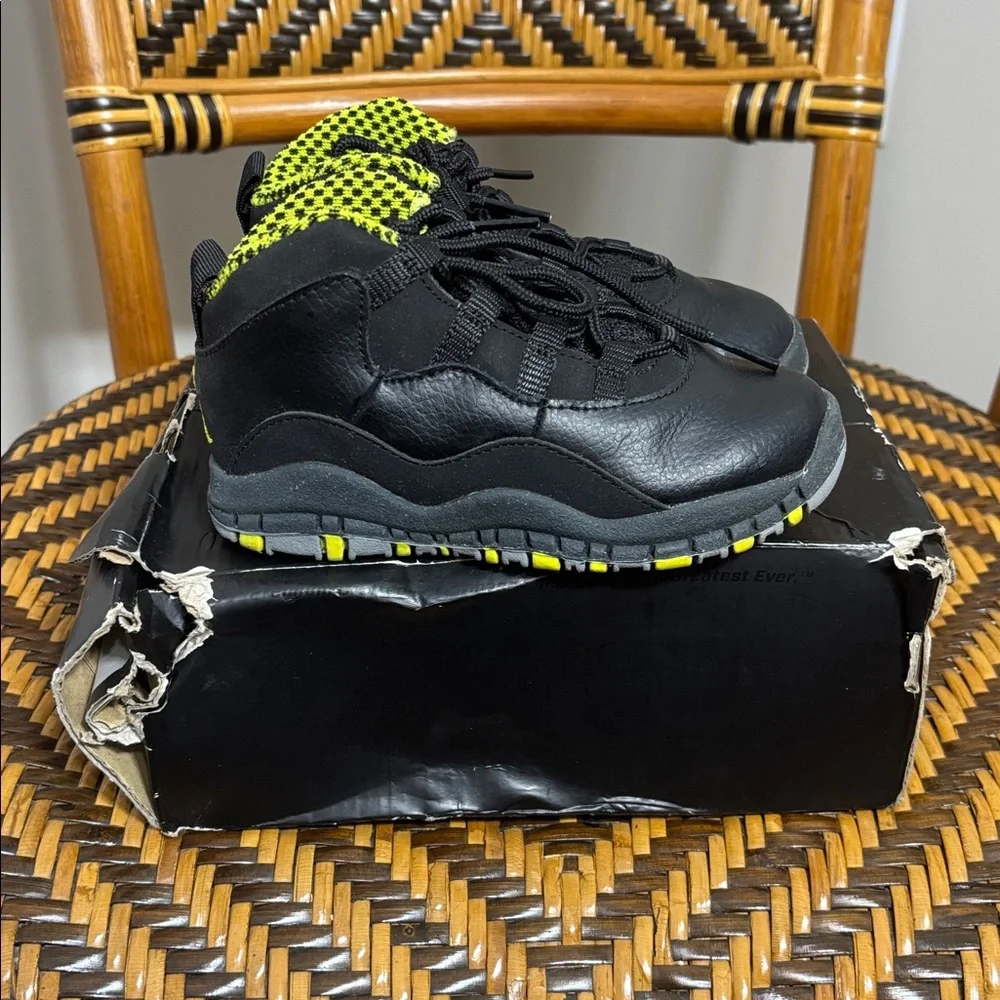 Air Jordan 10 Retro TD 'Venom' 310808-033 9C